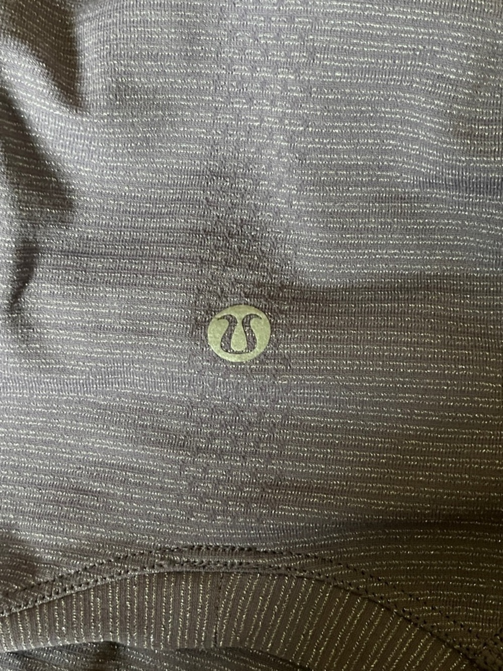 A26 Lululemon Swiftly Top - Picture 4 of 4